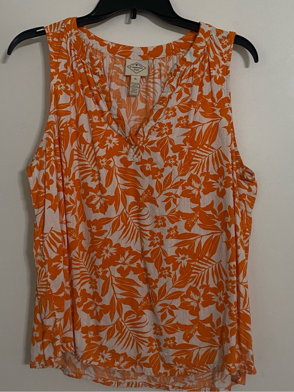 St. John's Bay Orange and White Floral V-Neck Sleeveless Camisole